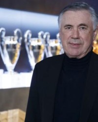 开云官网-安切洛蒂：典礼三中场仍是最佳 本泽马能踢到40岁