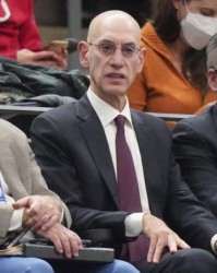 开云体育-两杯毒酒挑一杯 疫情之下NBA选择咬牙坚持