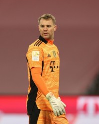 开云app-卡恩盛赞诺伊尔：即使在40岁的年纪，他依然能奉献世界级的表现